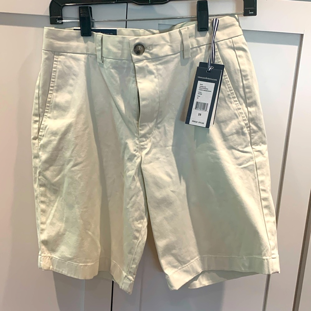 Vineyard Vines Men’s Breaker Shorts. 28” waist. 9” inseam.  Stone color.